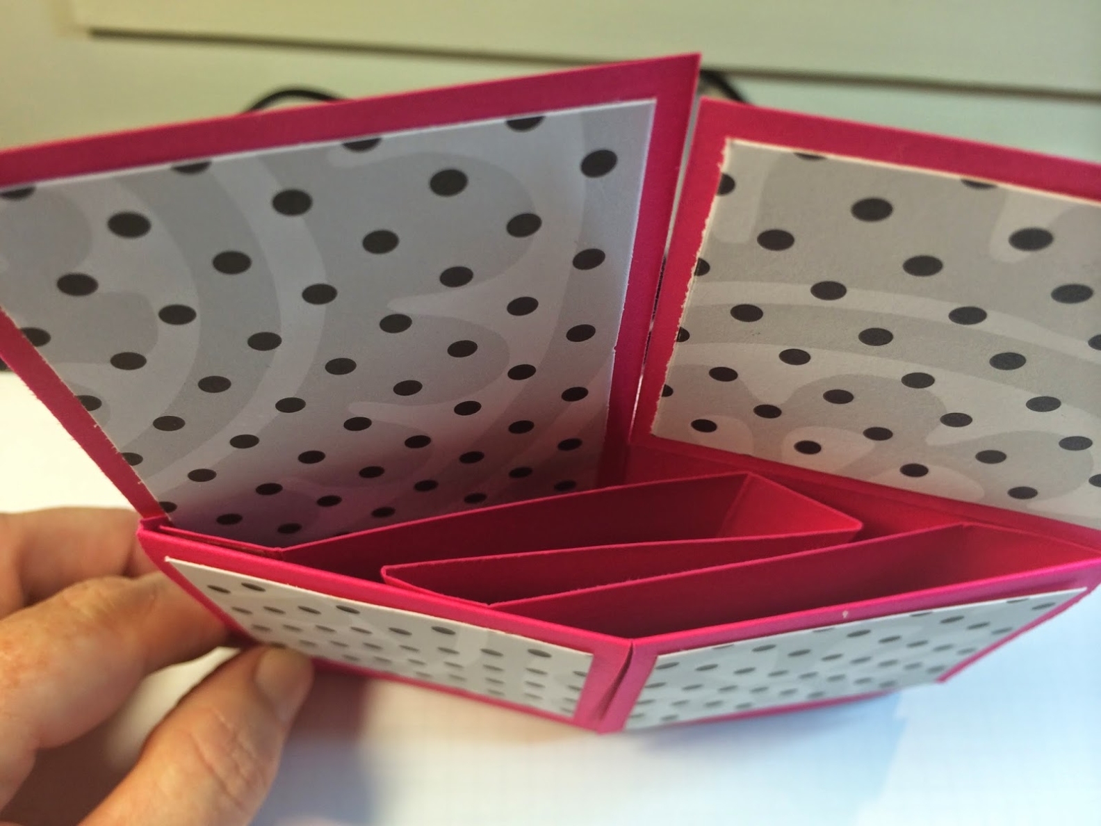 The Non Crafty Crafter: Cricut: A Free Box Card Cut File For You With Pop Up Box Card Template